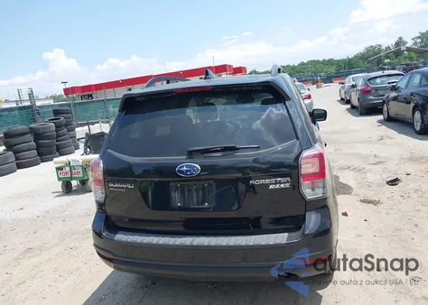 2017 Subaru Forester 2.5I Premium из США, поврежденный, VIN JF2SJAEC3HH533571